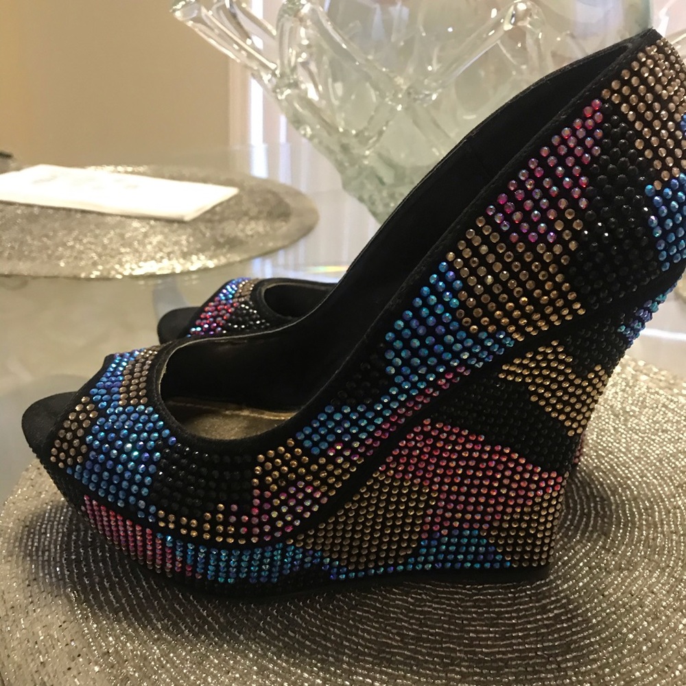 Ladies wedge shoes